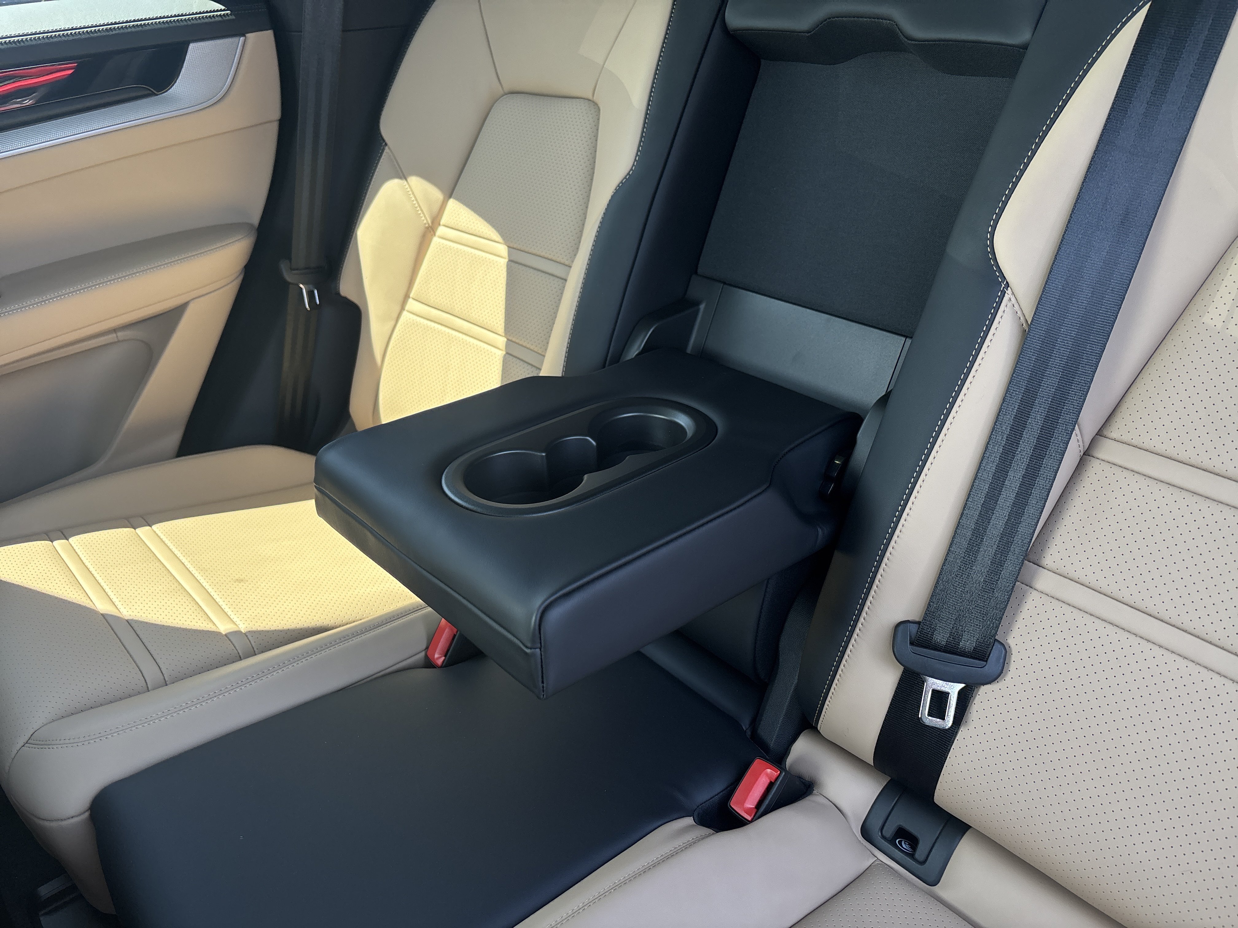 New 2026 Porsche Cayenne S AWD/4WD image 31