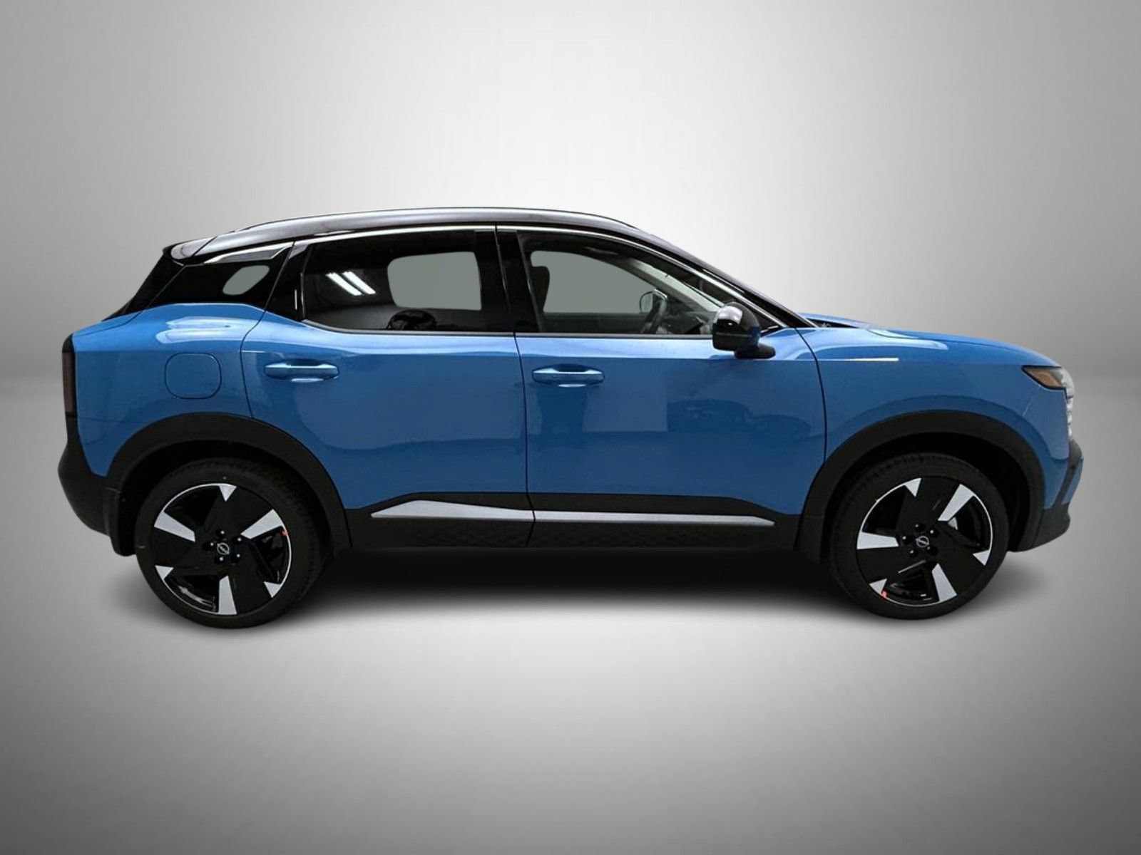New 2026 Nissan Kicks SR w/ SR Premium Package AWD/4WD image 4