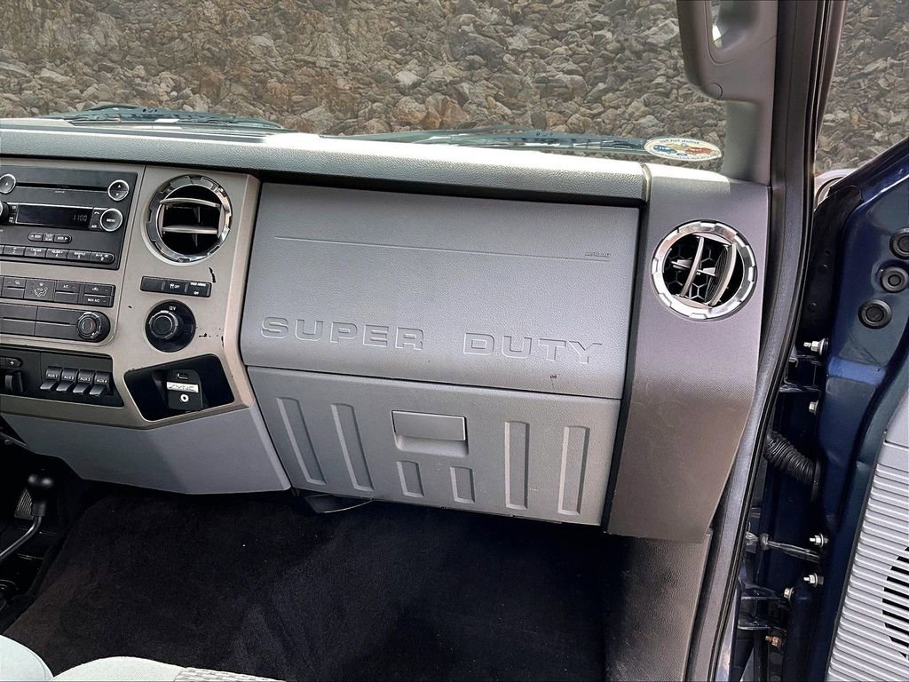 Used 2016 Ford F250 XLT w/ XLT Premium Package image 15