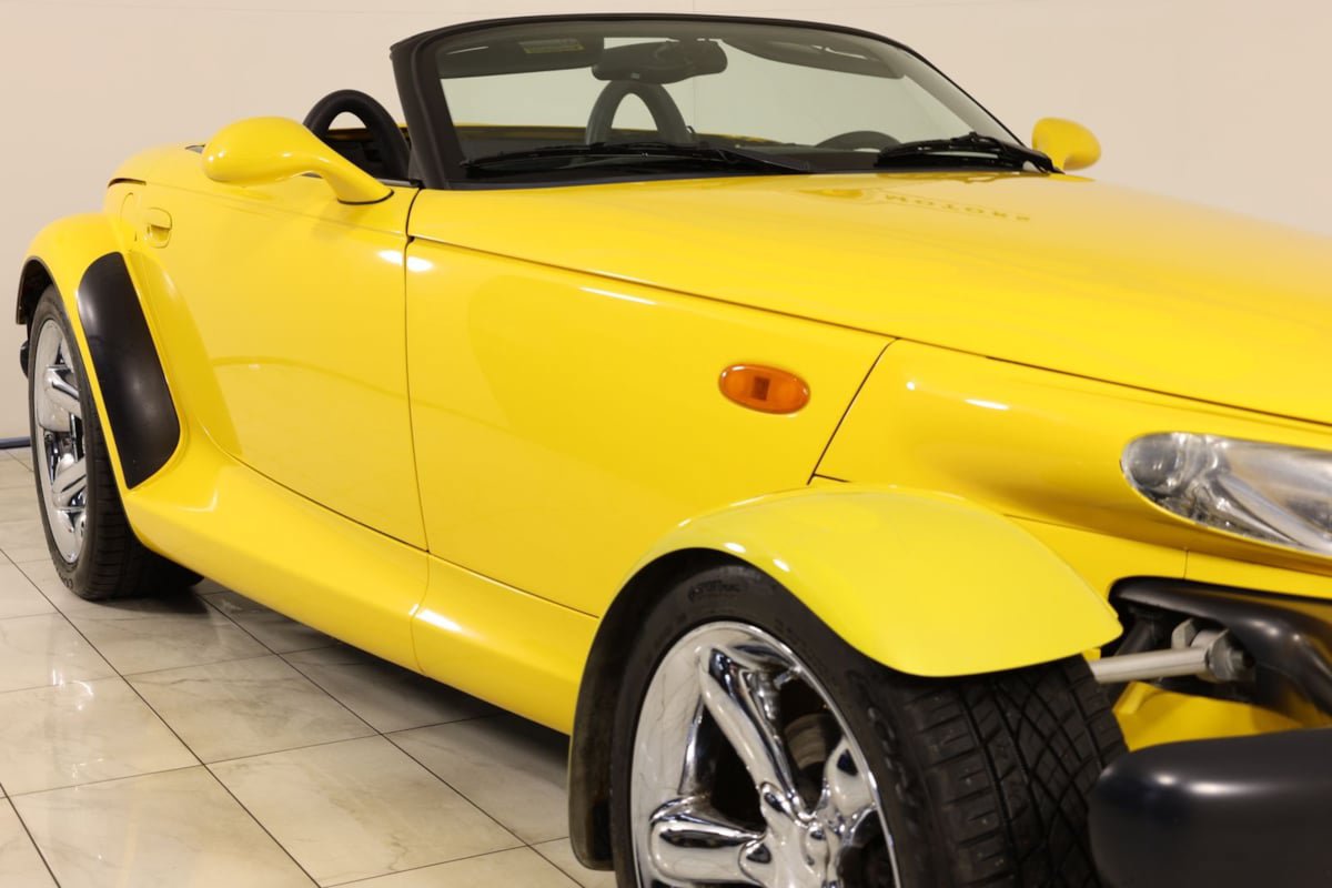 Used 2000 Plymouth Prowler RWD image 34