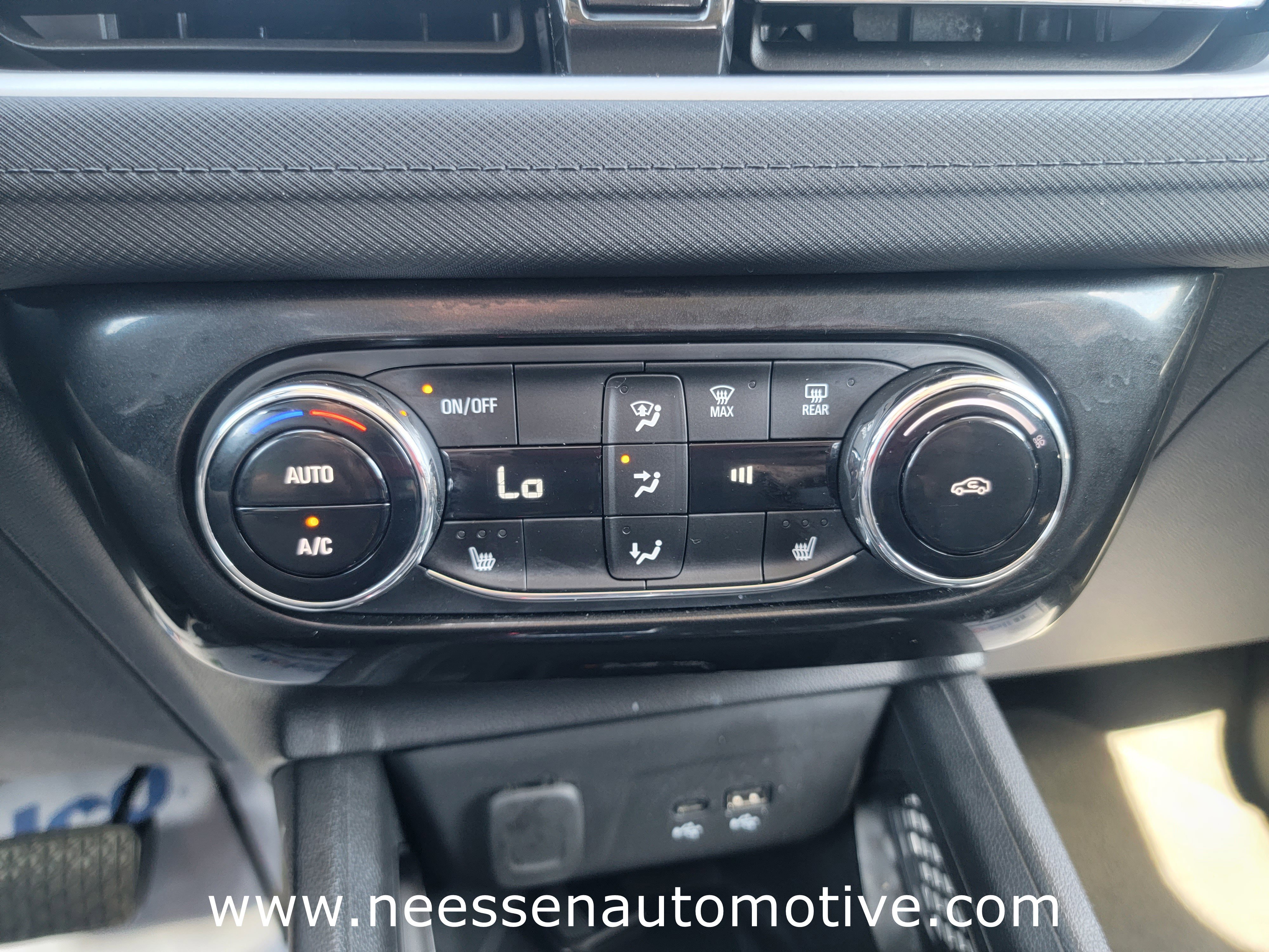 Used 2026 Chevrolet TrailBlazer LT w/ Convenience Package image 24