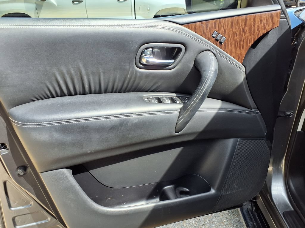 Used 2017 Nissan Armada Platinum RWD image 22