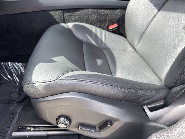 Used 2023 Volvo XC60 B5 Plus FWD image 22