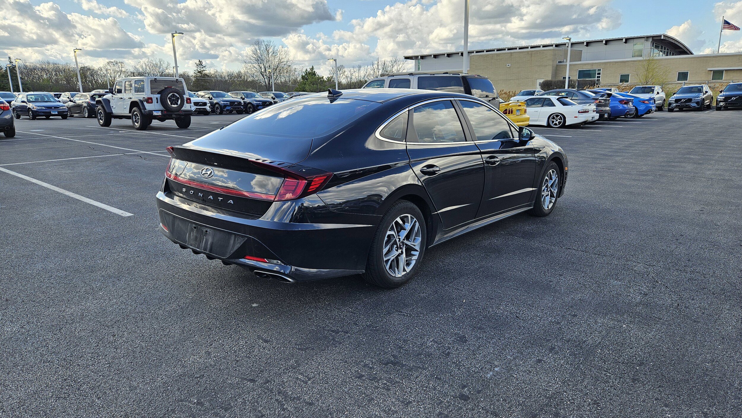 Used 2022 Hyundai Sonata SEL w/ Cargo Package FWD image 4