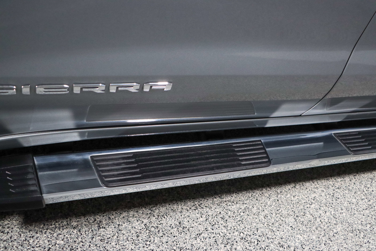 Used 2024 GMC Sierra 1500 SLE image 12