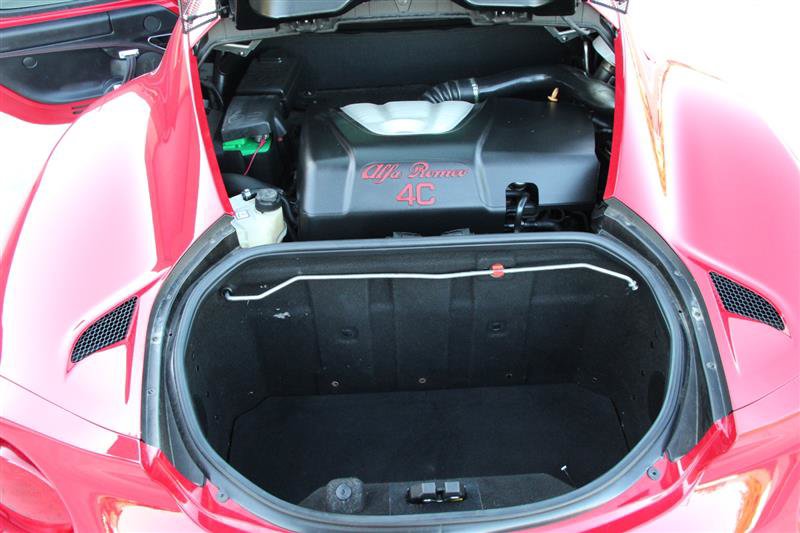 Used 2015 Alfa Romeo 4C Launch Edition w/ Convenience Group RWD image 15