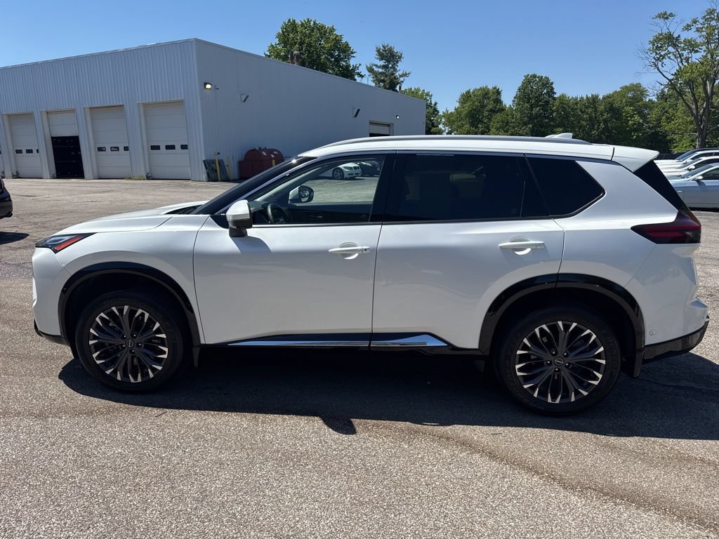 Used 2025 Nissan Rogue Platinum w/ Tech Package AWD/4WD image 6