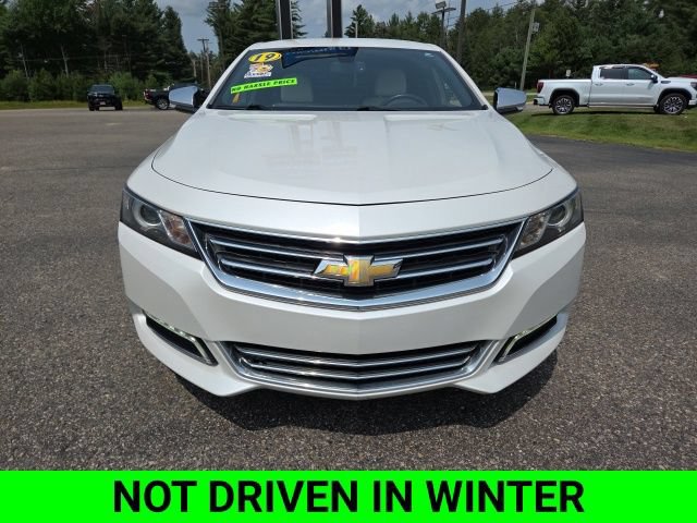 Used 2019 Chevrolet Impala Premier w/ Premier Convenience Package FWD image 3