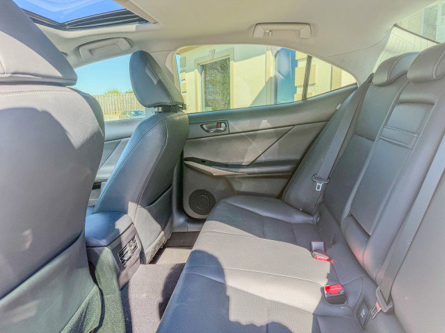 Used 2016 Lexus IS 200t image 6