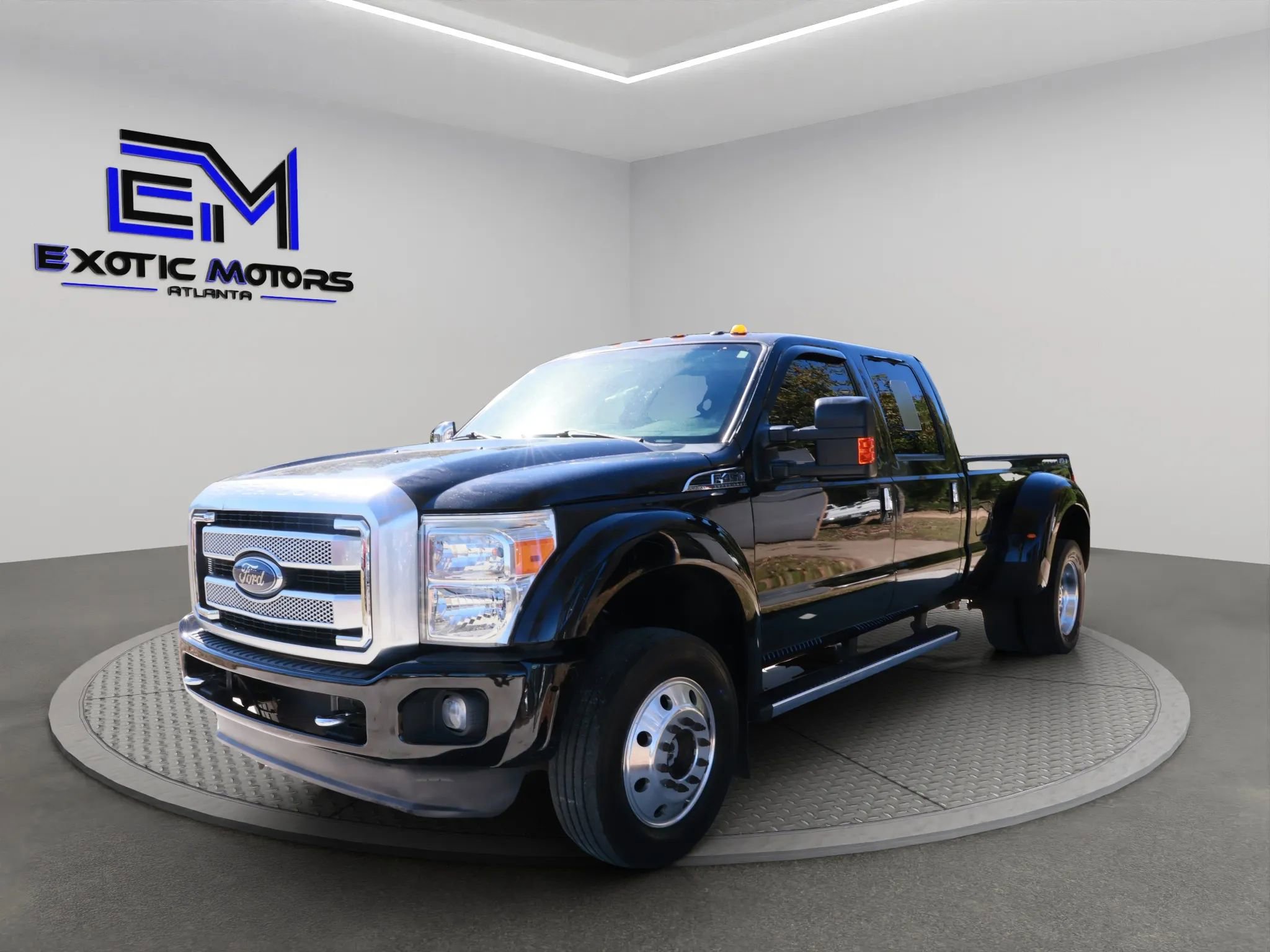 Used 2016 Ford F450 Platinum AWD/4WD image 1
