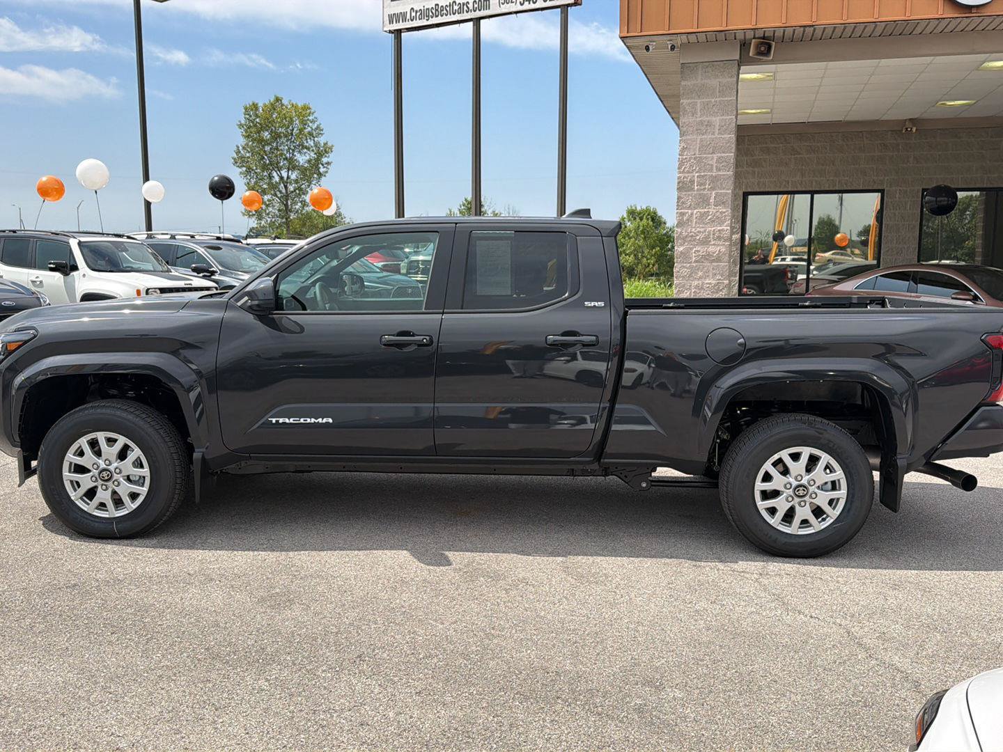 Used 2026 Toyota Tacoma SR5 AWD/4WD image 6