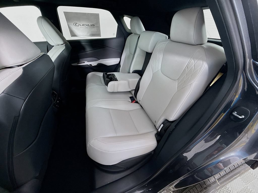 New 2026 Lexus RX 350h AWD/4WD image 17