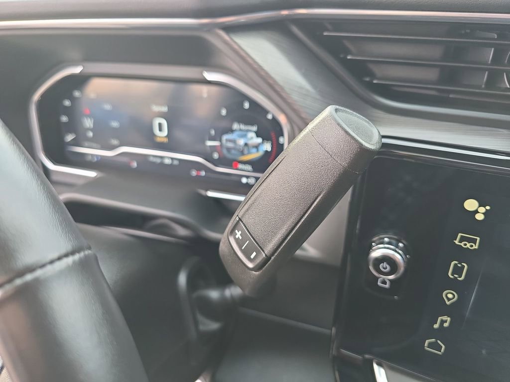 Used 2024 GMC Sierra 3500 Denali Ultimate image 18