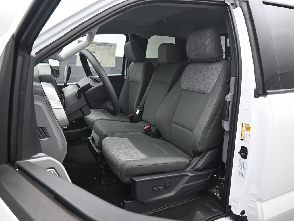 New 2026 Ford F350 XLT image 8