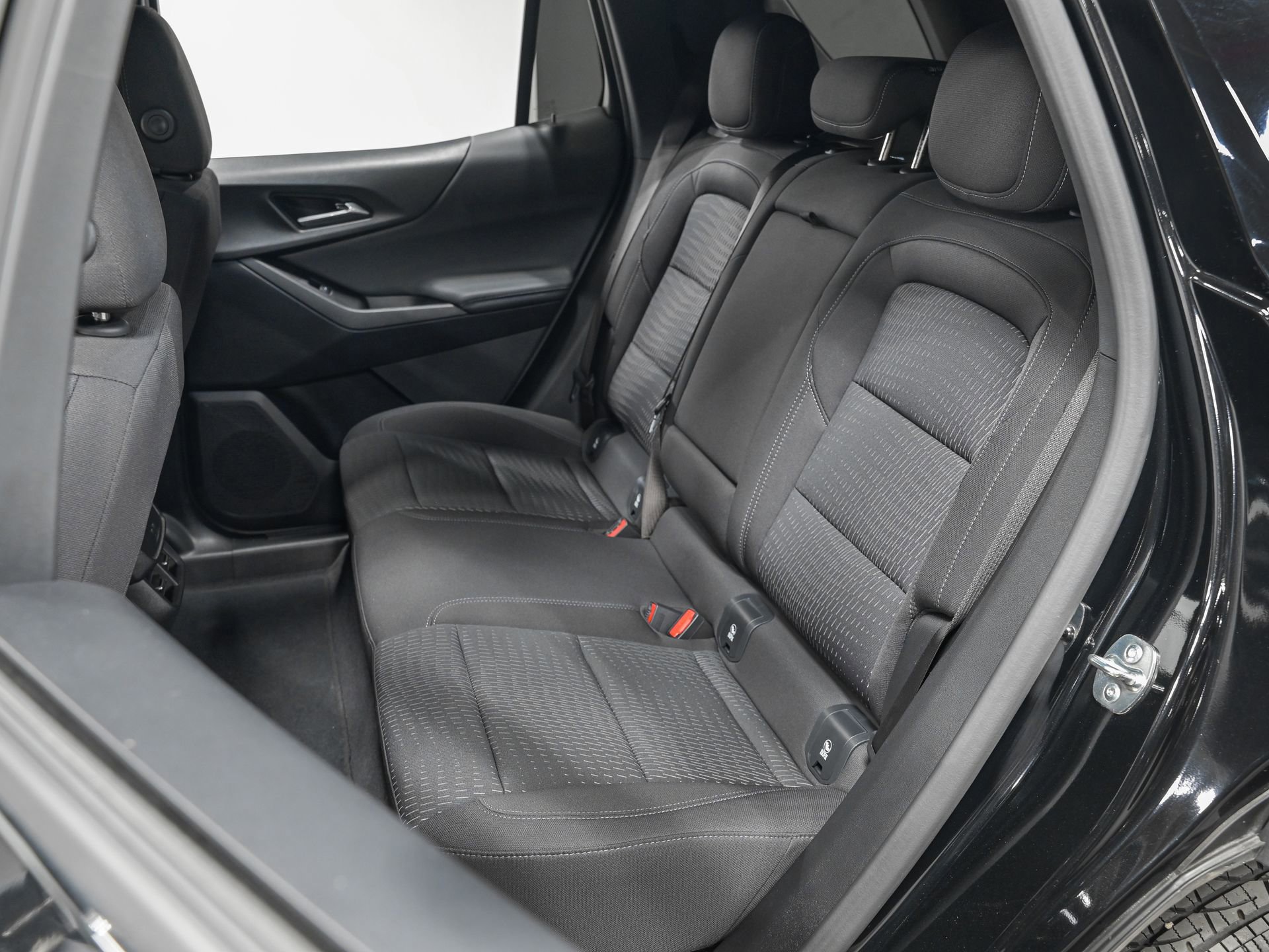 Used 2025 Chevrolet Equinox LT FWD image 26