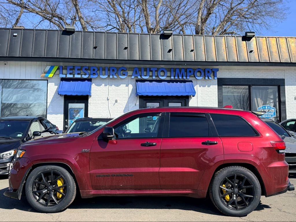Used 2018 Jeep Grand Cherokee SRT image 6