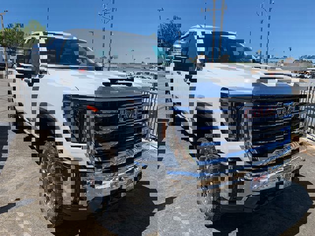 New 2025 GMC Sierra 2500 SLT w/ SLT Convenience Package image 2