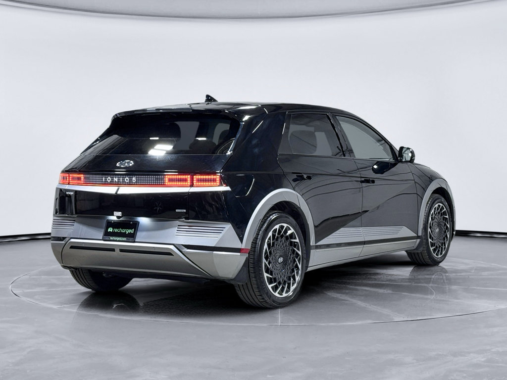 Used 2024 Hyundai Ioniq 5 Limited AWD/4WD image 3