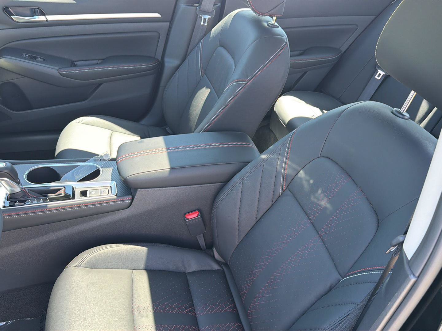 New 2026 Nissan Altima 2.5 SR w/ SR Premium Package FWD image 29