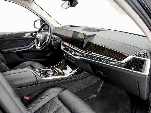 Used 2026 BMW X7 xDrive40i image 22