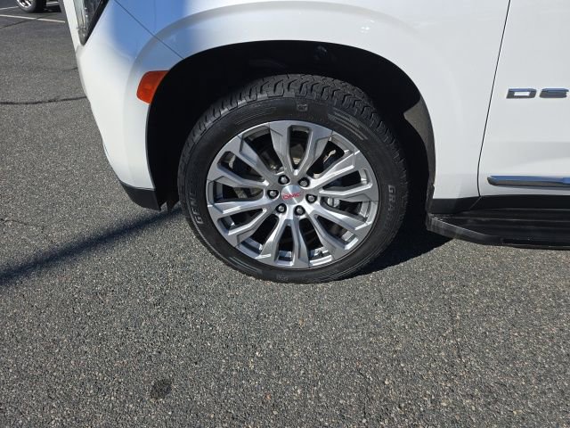 Used 2023 GMC Yukon Denali image 10