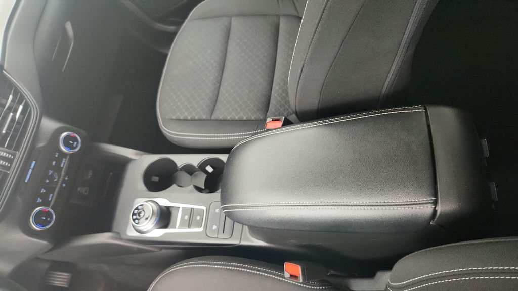 Used 2025 Ford Escape Active FWD image 18