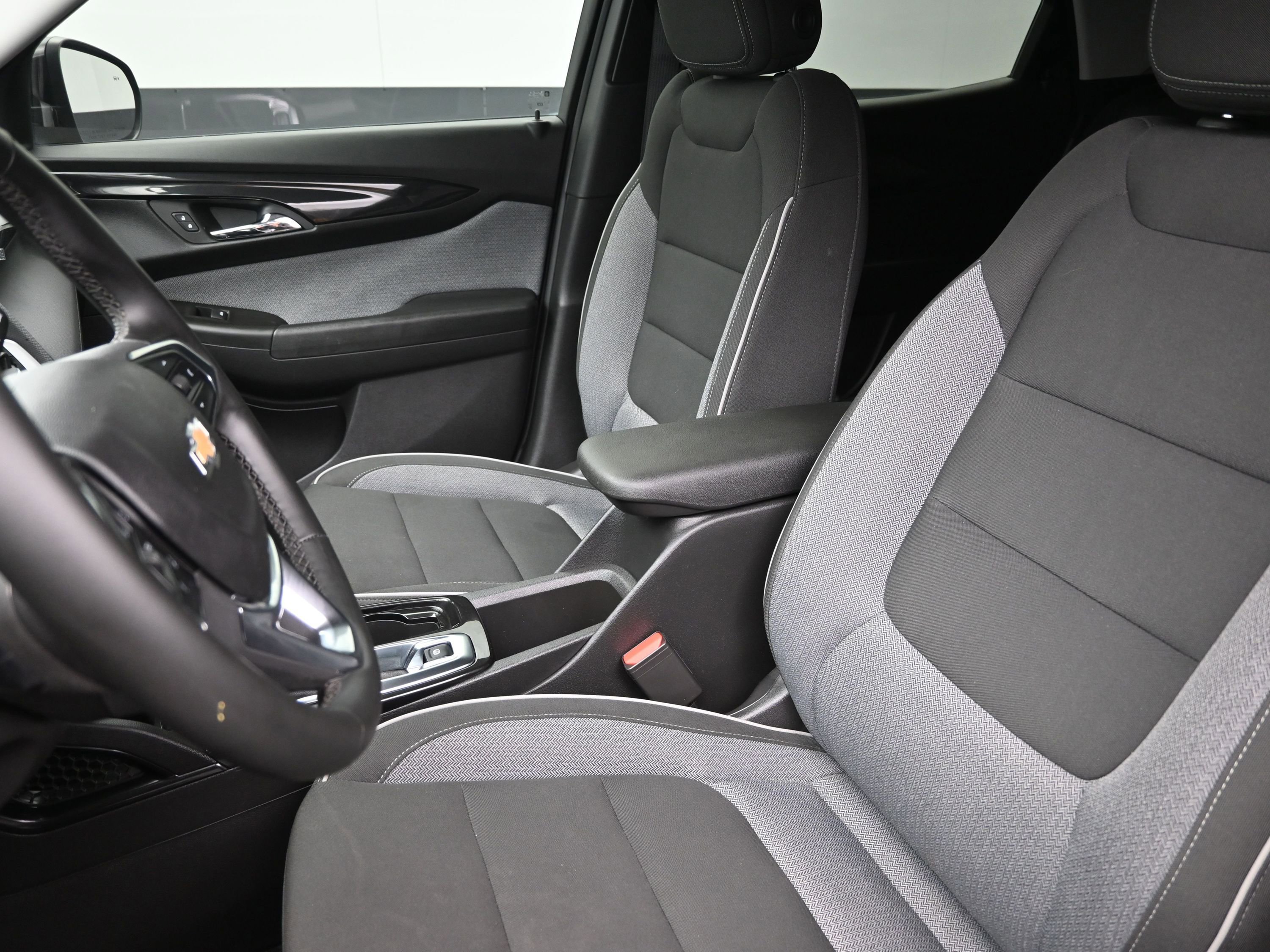 Used 2024 Chevrolet TrailBlazer LT w/ LT Cold Weather Package image 11