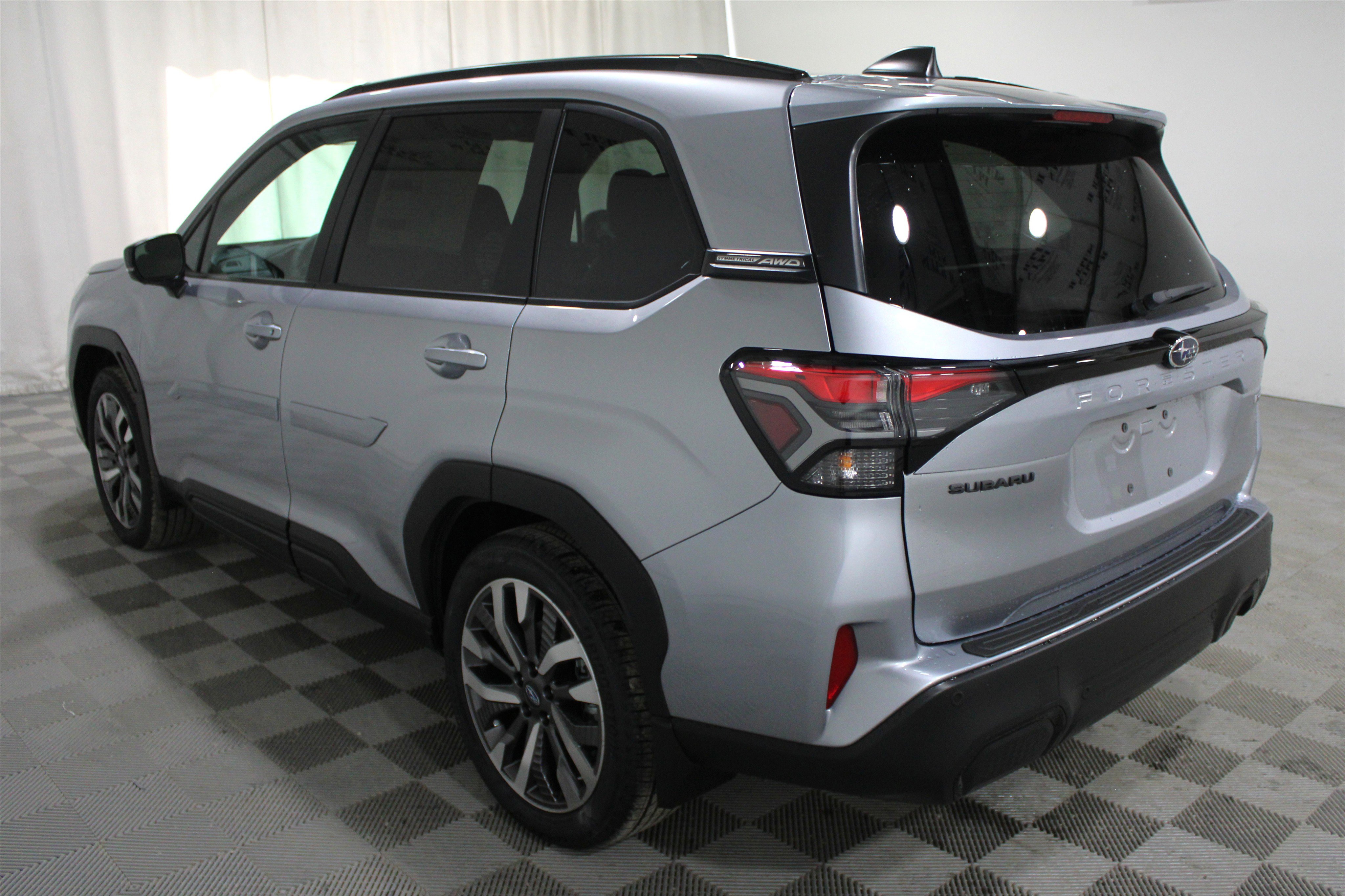 New 2026 Subaru Forester Touring AWD/4WD image 29