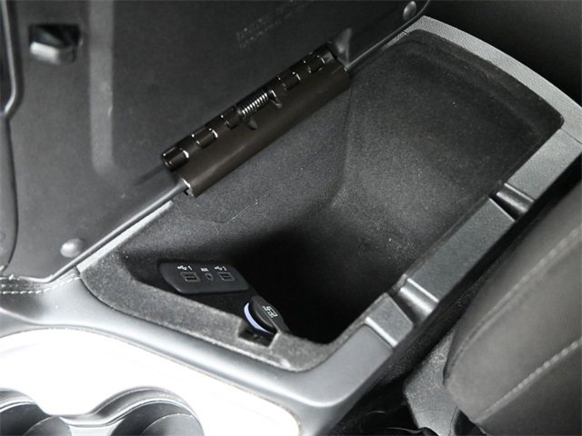 Used 2022 Dodge Challenger GT image 9