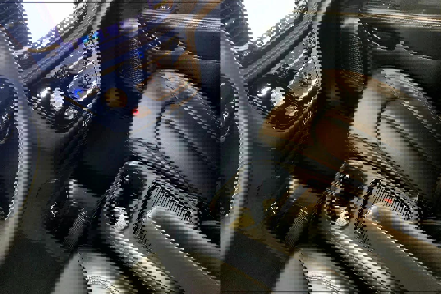 Used 2023 Chrysler Pacifica Touring-L w/ S Appearance Package image 16