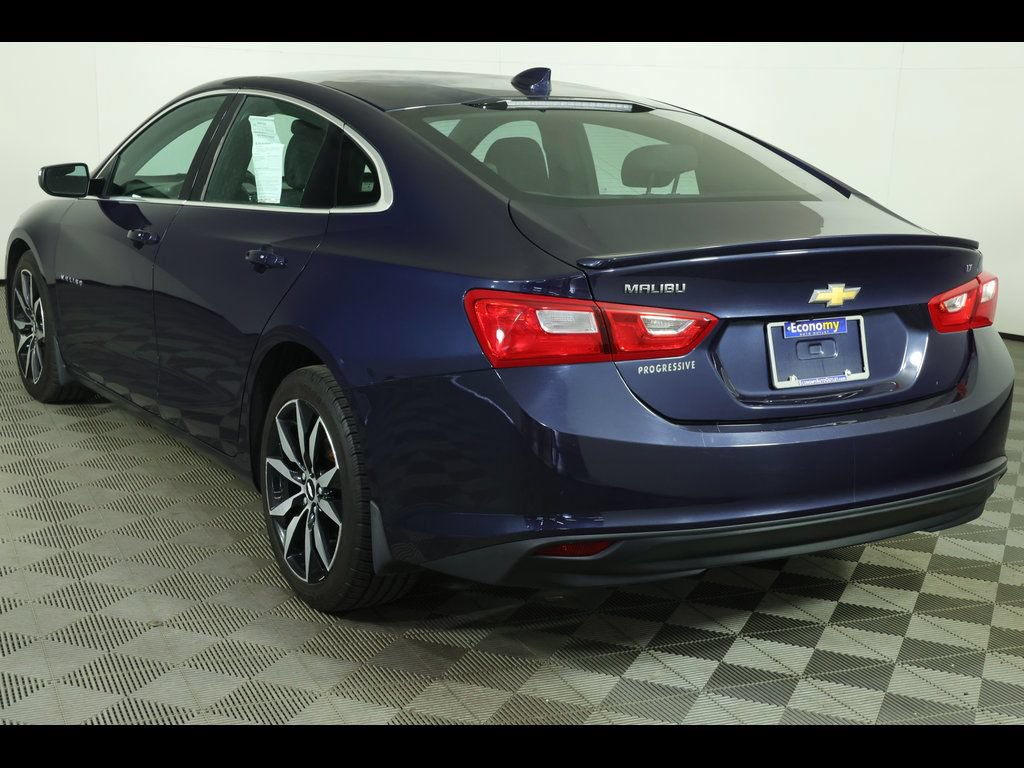 Used 2018 Chevrolet Malibu LT FWD image 15