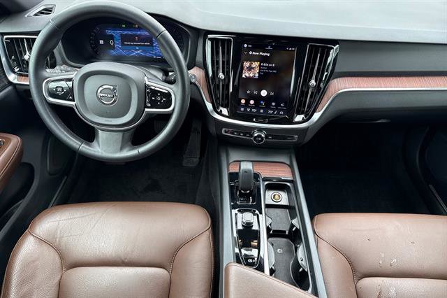 Used 2023 Volvo V60 B5 Cross Country Plus w/ Climate Package image 13