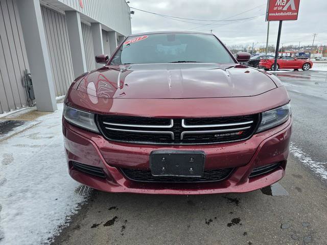 Used 2017 Dodge Charger SE w/ Popular Equipment Group image 3