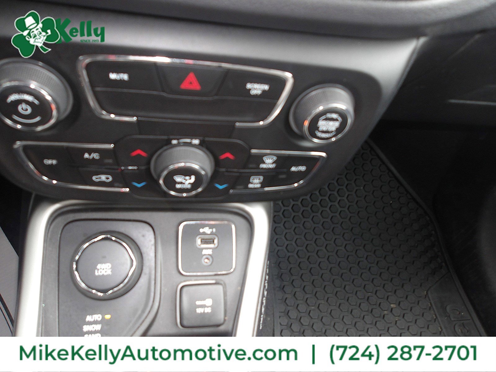 Used 2020 Jeep Compass Latitude w/ Cold Weather Group AWD/4WD image 20