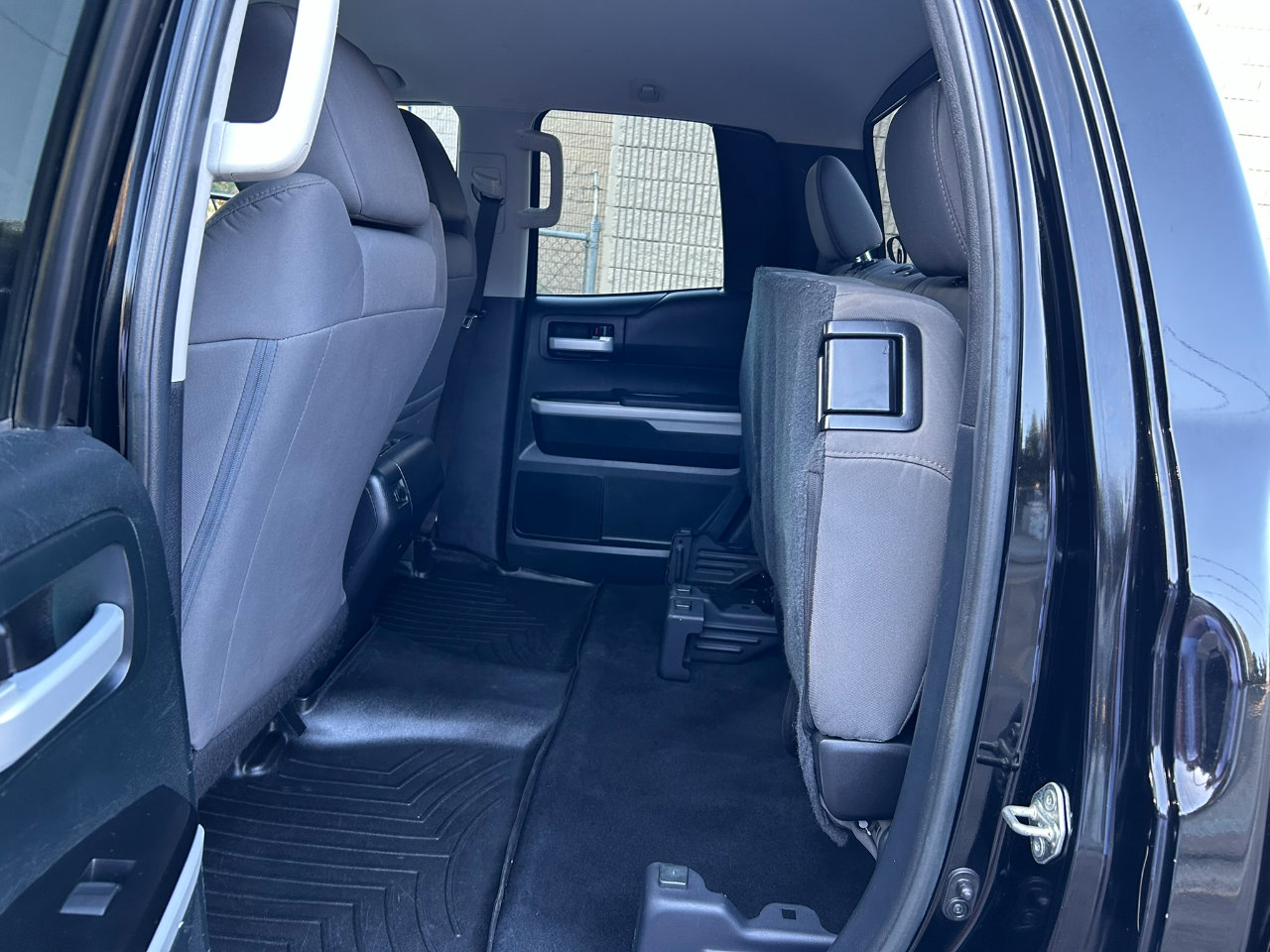 Used 2017 Toyota Tundra SR5 image 13