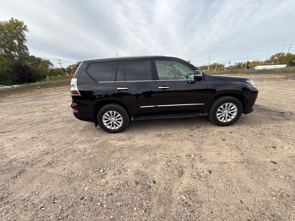 Used 2016 Lexus GX 460 w/ Premium Package AWD/4WD image 8