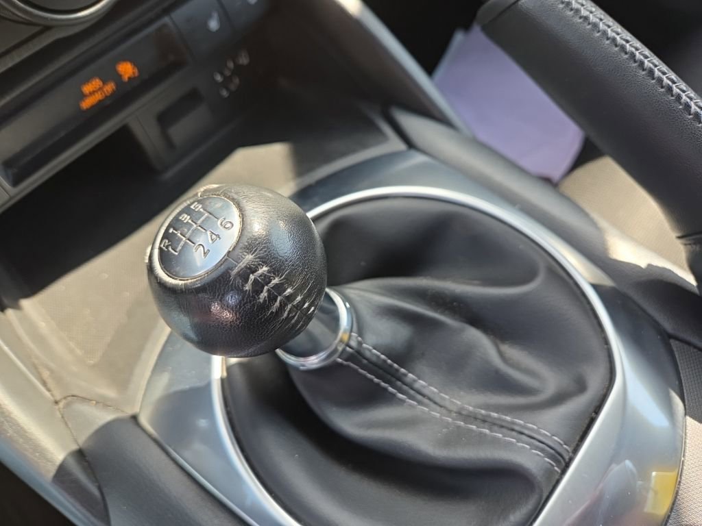 Used 2021 MAZDA MX-5 Miata Club image 30
