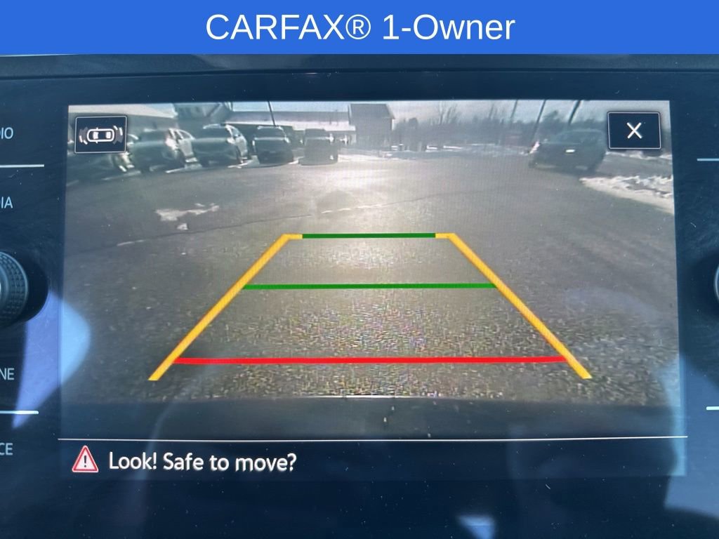 Used 2022 Volkswagen Tiguan SE image 21