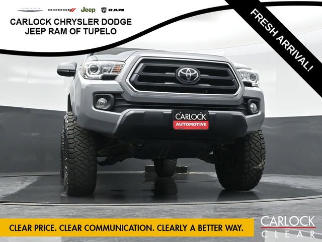 Used 2021 Toyota Tacoma SR5 w/ SR5 Appearance Package (SM) image 33