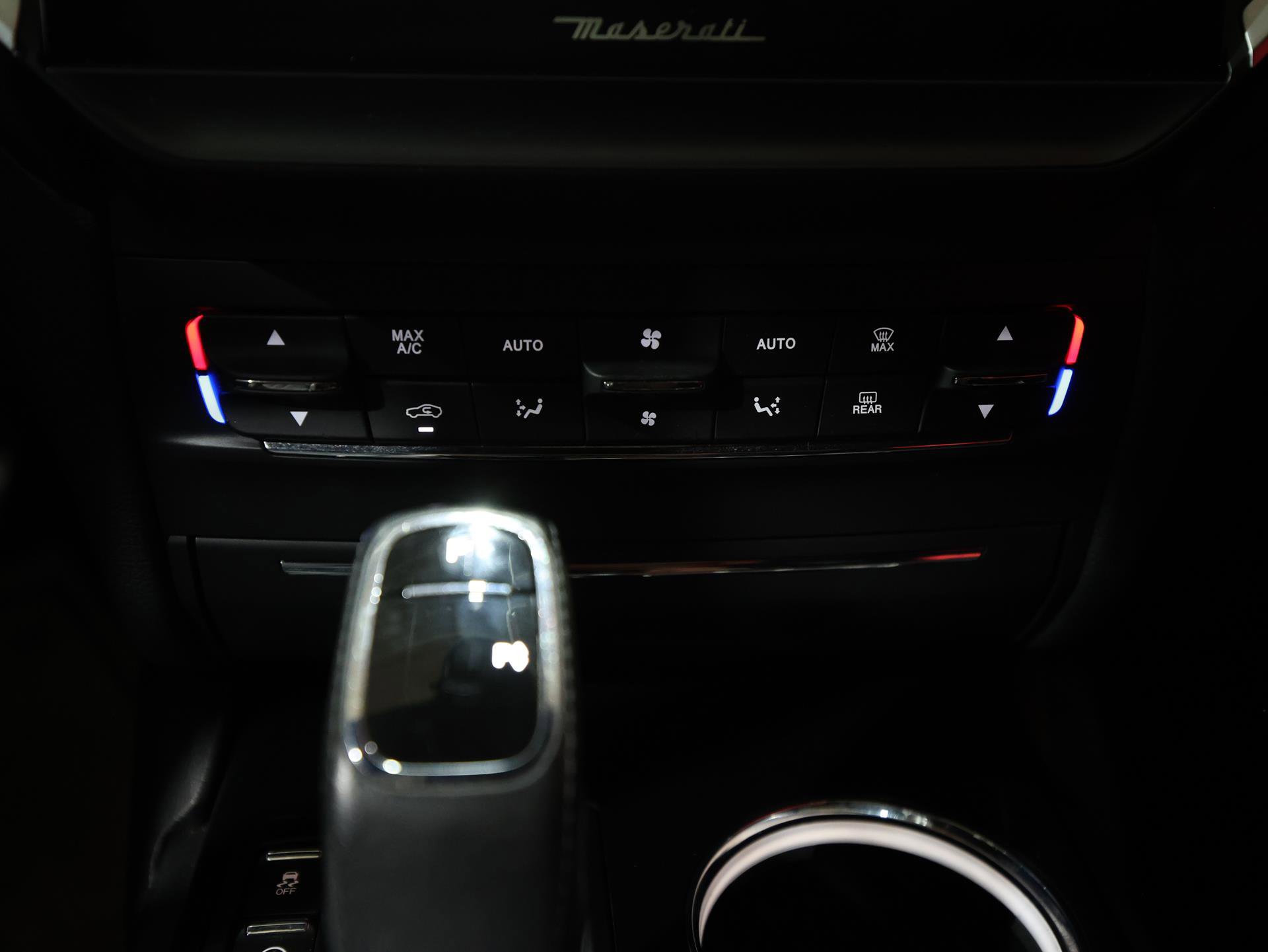 Used 2021 Maserati Ghibli S GranSport image 23