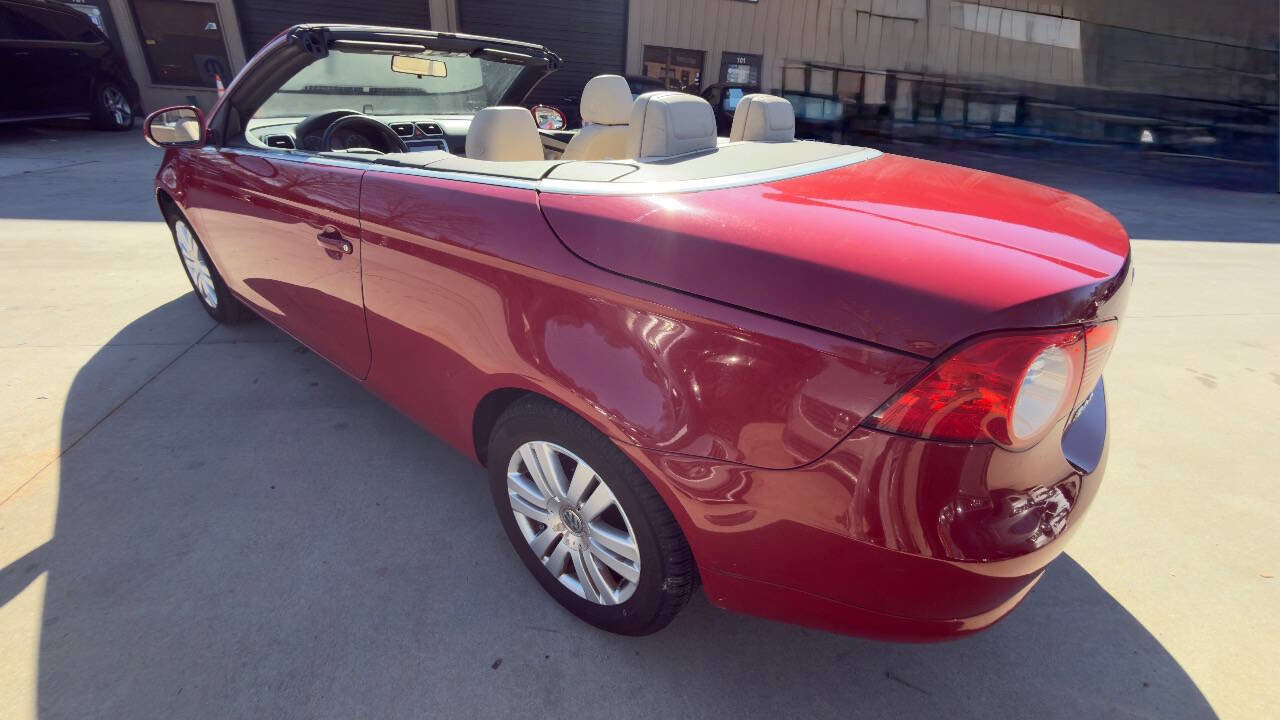 Used 2008 Volkswagen Eos image 11