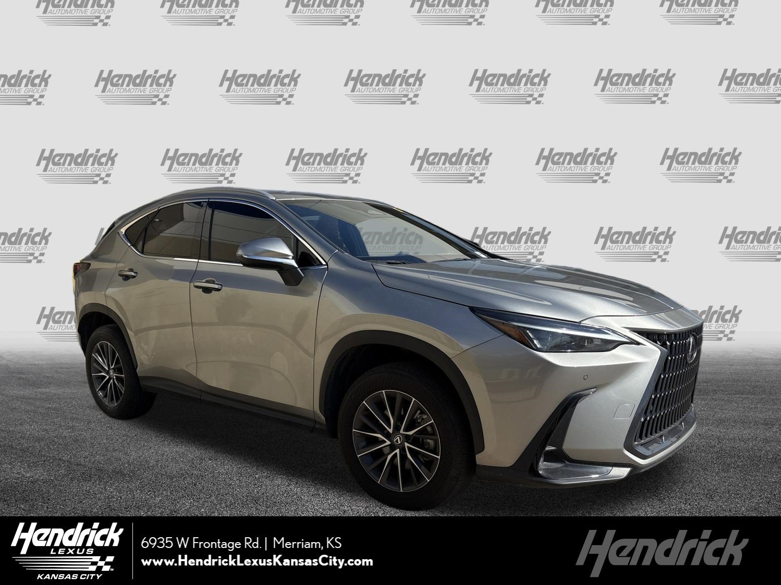 Certified 2025 Lexus NX 250 FWD w/ Cold Area Package image 1