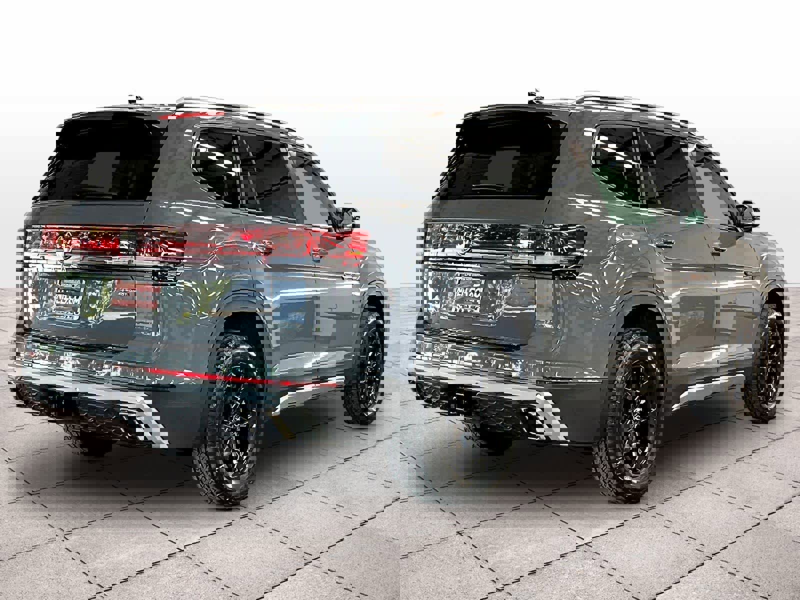 New 2026 Volkswagen Atlas Peak Edition image 4