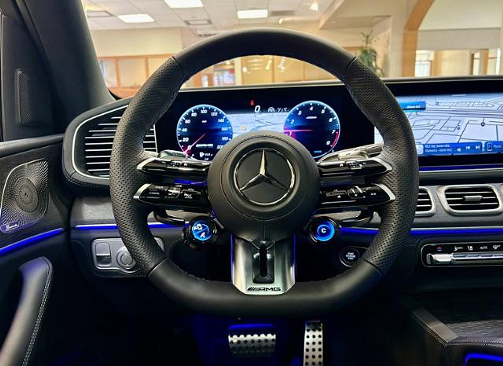 New 2026 Mercedes-Benz GLS 63 AMG 4MATIC image 13