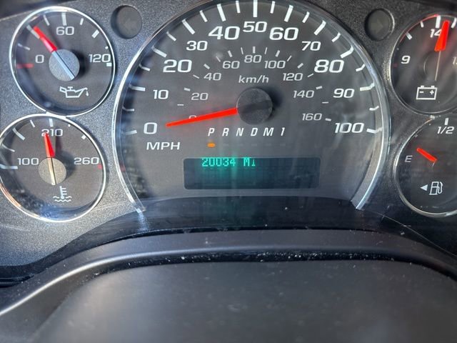 Used 2024 Chevrolet Express 2500 w/ Driver Convenience Package image 14
