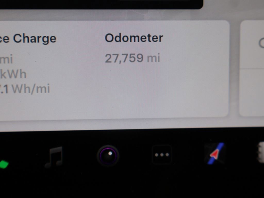 Used 2022 Tesla Model Y Long Range AWD/4WD image 37