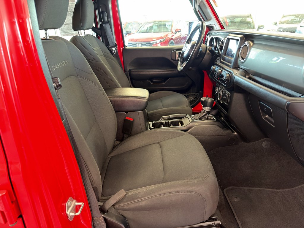 Used 2020 Jeep Wrangler Unlimited Sahara AWD/4WD image 17