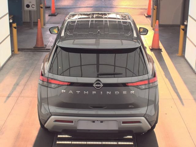 Certified 2025 Nissan Pathfinder SL FWD image 9