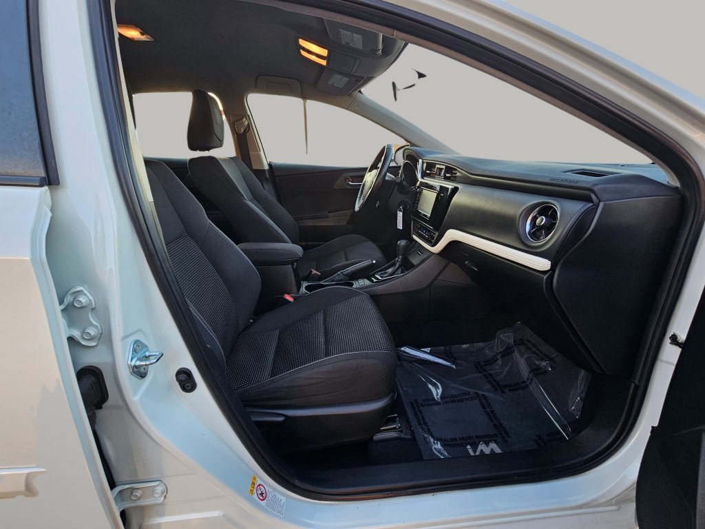 Used 2016 Scion iM Base image 22