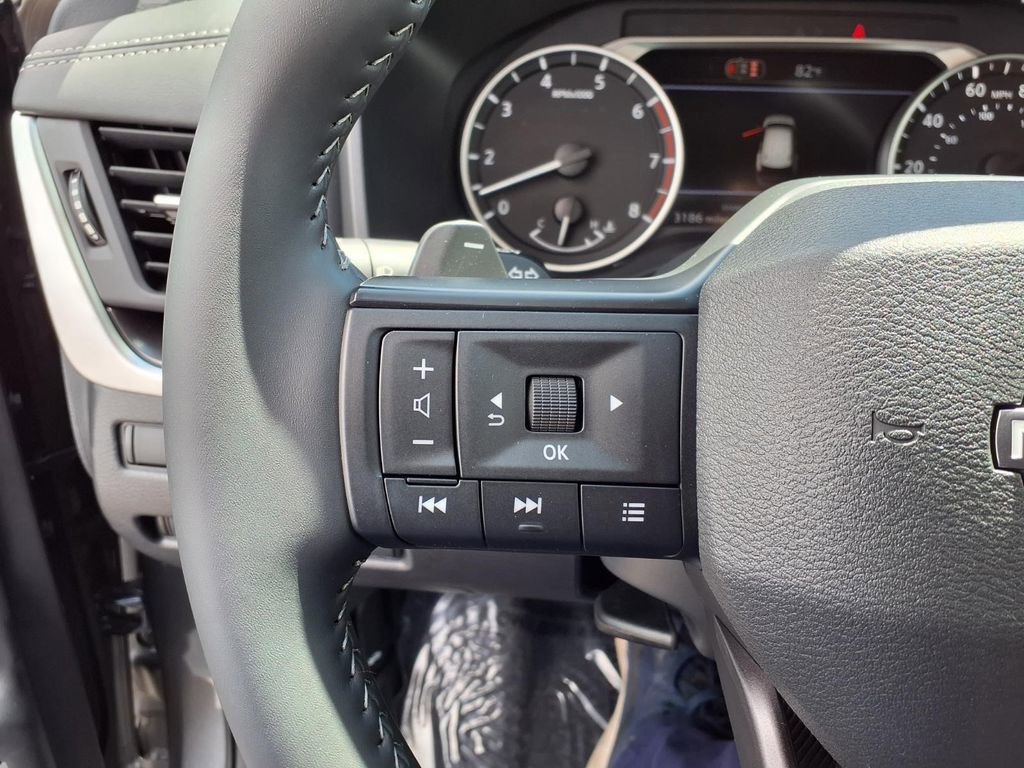 Certified 2026 Nissan Rogue SV w/ SV Premium Package FWD image 13